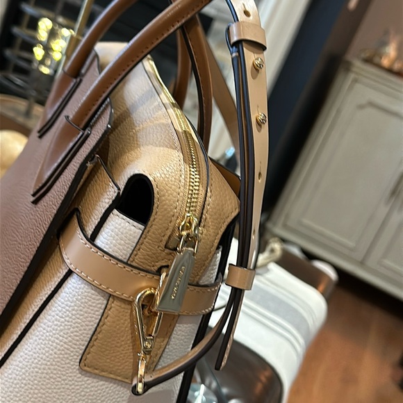 Authentic Michael Kors Mercer Tri-Color Pebbled Leather Satchel, PRISTINE! - Picture 14 of 16